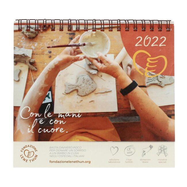 Calendario Solidale 2022 con carta riciclata Calendario Solidale 2022 con carta riciclata
