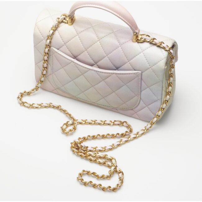 Nuova Borsa Classica Chanel in pelle metallizzata rosa 2022 Nuova Borsa Classica Chanel in pelle metallizzata rosa 2022