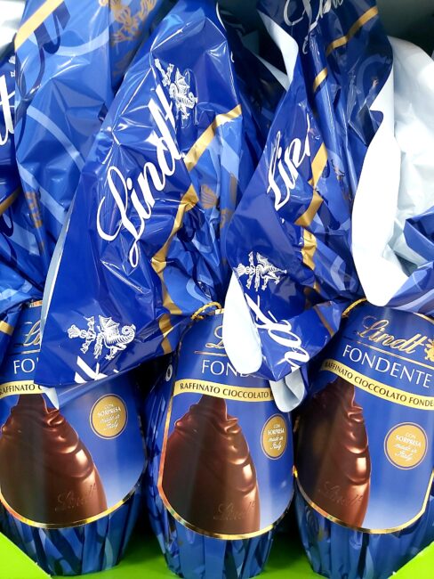 Uovo di Pasqua LINDT 2022 Fondente Uovo di Pasqua LINDT 2022 Fondente