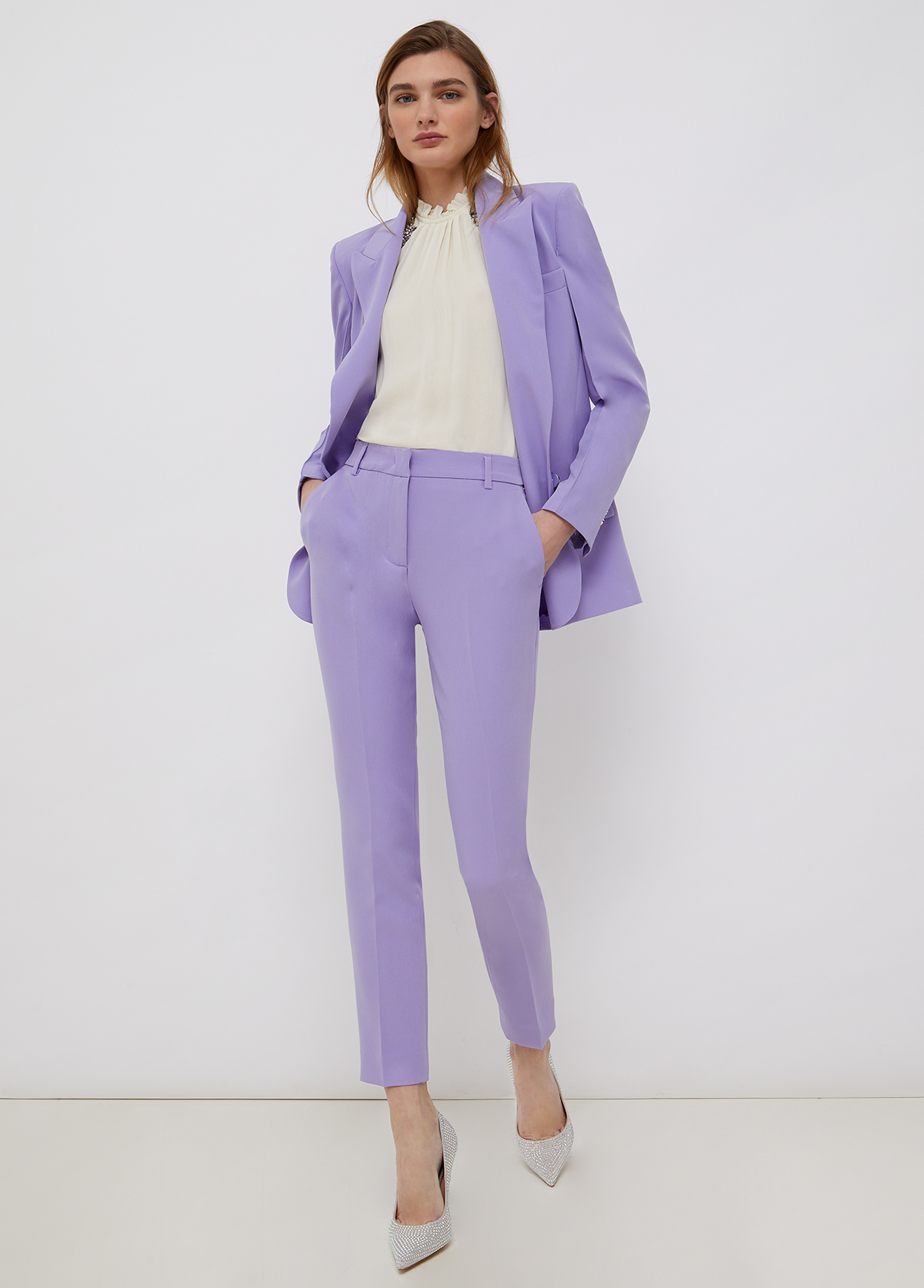Tailleur lilla Liu Jo collezione primavera estate 2022