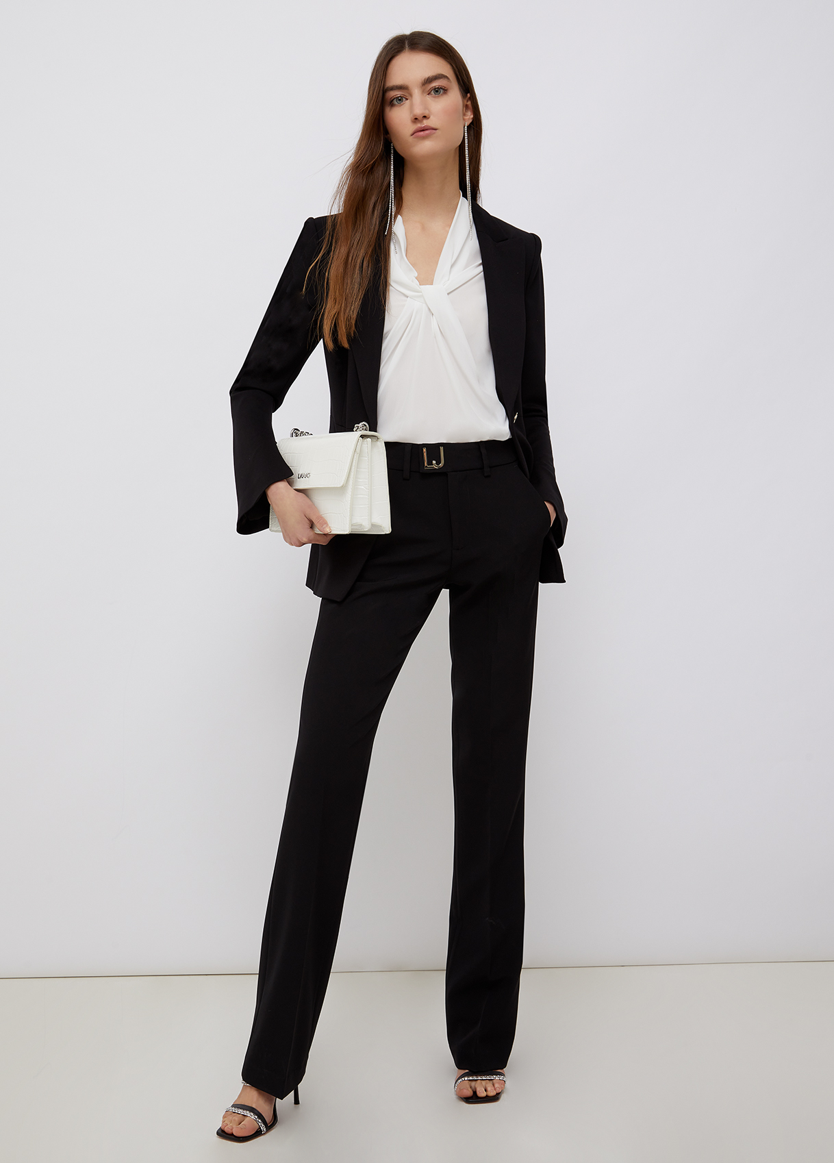 Tailleur nero Liu Jo catalogo primavera estate 2022