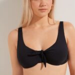 Bikini nero Tezenis catalogo mare estate 2022