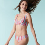 Costume da bagno con coppe a vela e slip medio Lovable