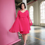 Abito a tubino con maniche mantella linea Kitana curvystyle Rinascimento autunno inverno 2022 2023