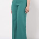Pantaloni con elastico in vita