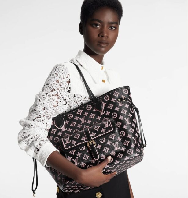 Nuova borsa Neverfull Louis Vuitton inverno 2022 2023 Nuova borsa Neverfull Louis Vuitton inverno 2022 2023