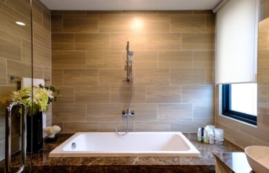 Come progettare un bagno elegante e di tendenza i consigli degli esperti