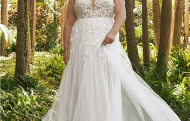 Abiti da sposa curvy 2023 Pronovias