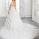 Abito con gonna da principessa in tulle 2023