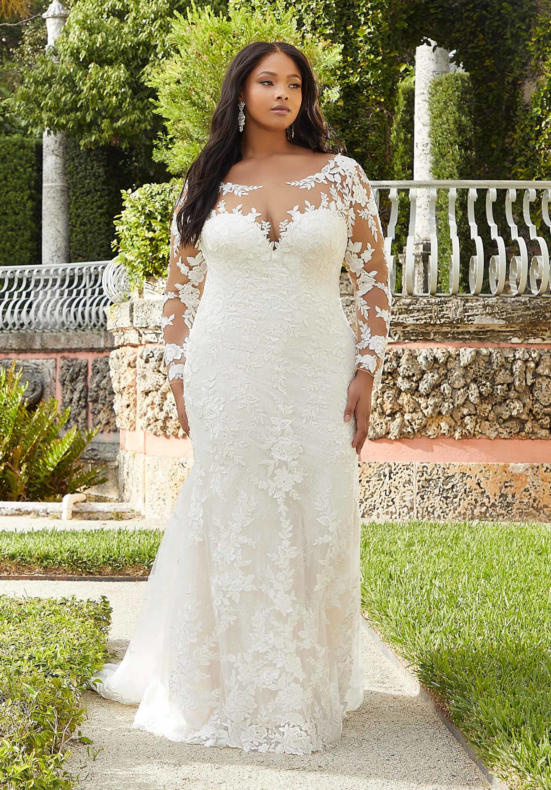 Abito da sposa collezione Morilee Curvy 2023