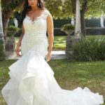 Abito da sposa curvy 2023 a mezza sirena in pizzo e organza