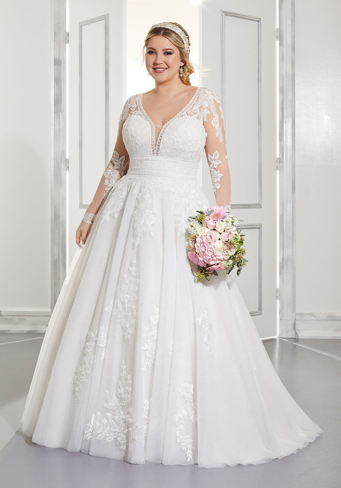 Abito da sposa da principessa in tulle e pizzo
