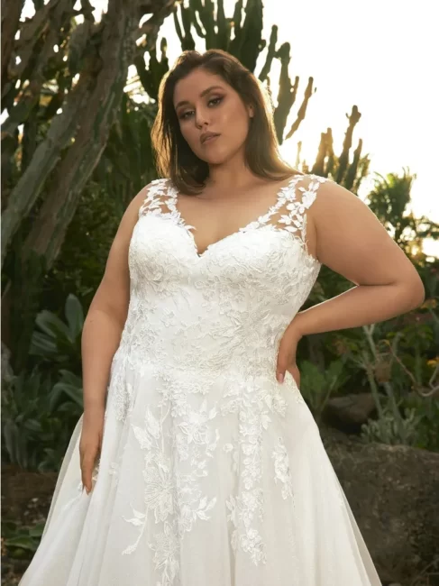 Dettagli corpetto abito da sposa curvy Pronovias Dettagli corpetto abito da sposa curvy Pronovias