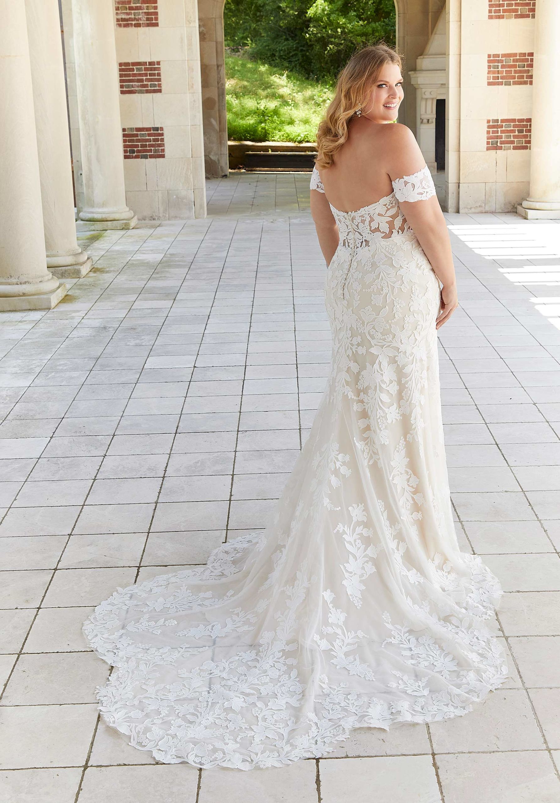 Retro abito da sposa a sirena Morilee 2023