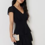 Abito corto nero a balze da sera Rinascimento 2023