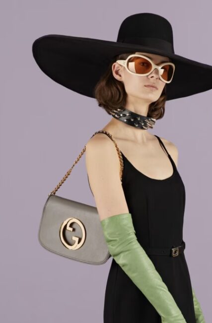 Nuova Borsa Gucci in pelle grigia 2023 Nuova Borsa Gucci in pelle grigia 2023