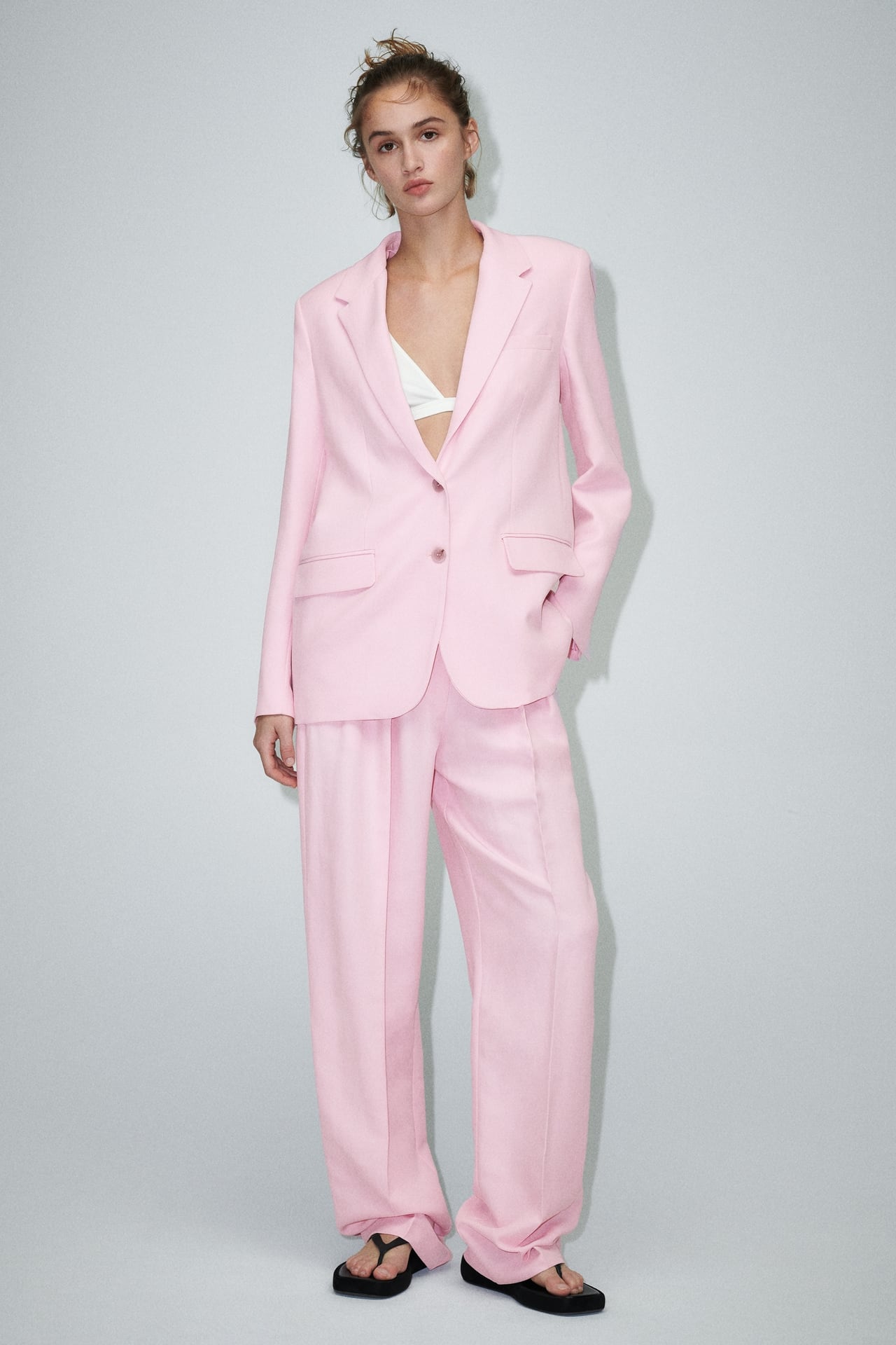 Completo morbido ZARA primavera estate 2023