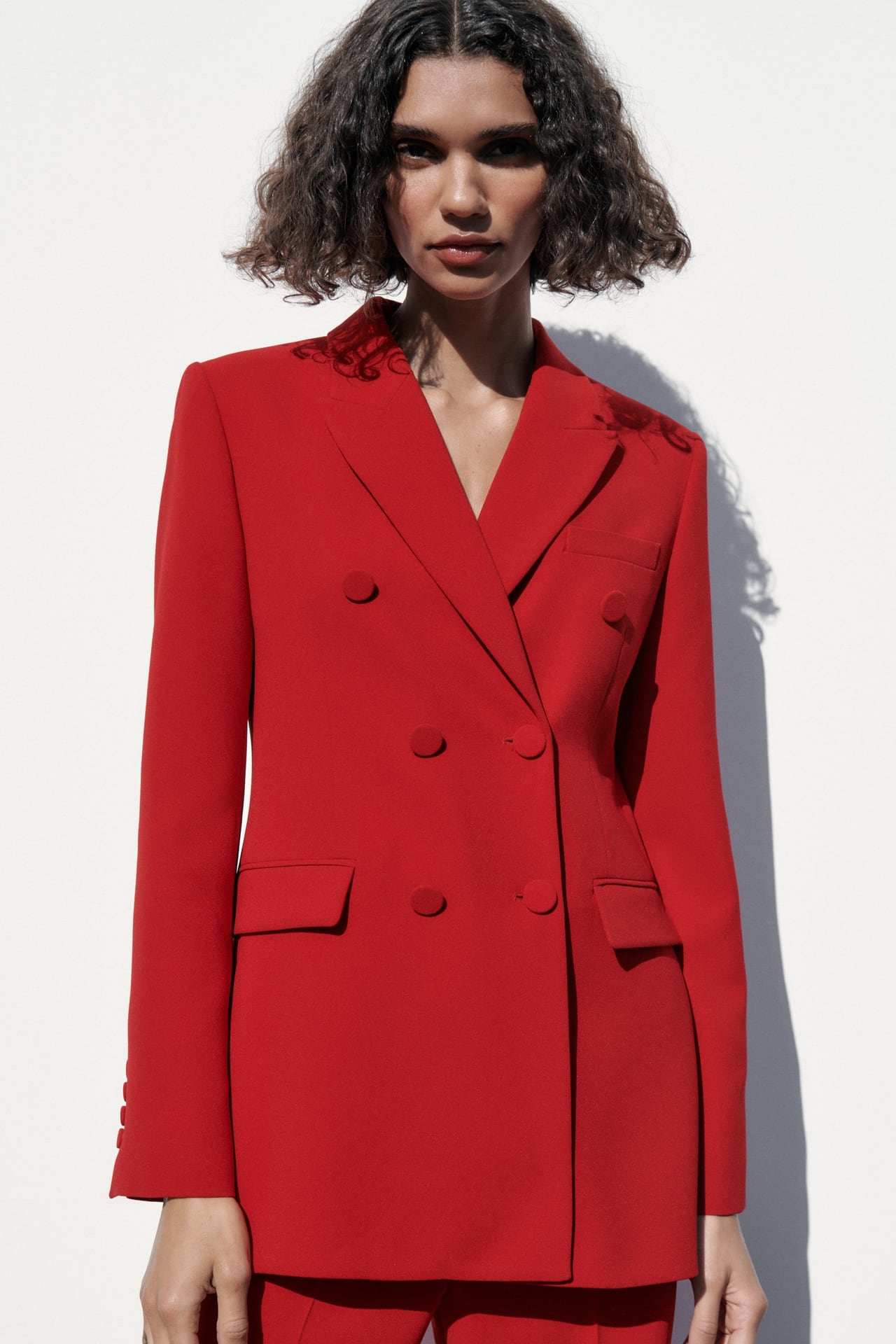 Giacca doppiopetto ZARA catalogo primavera 2023