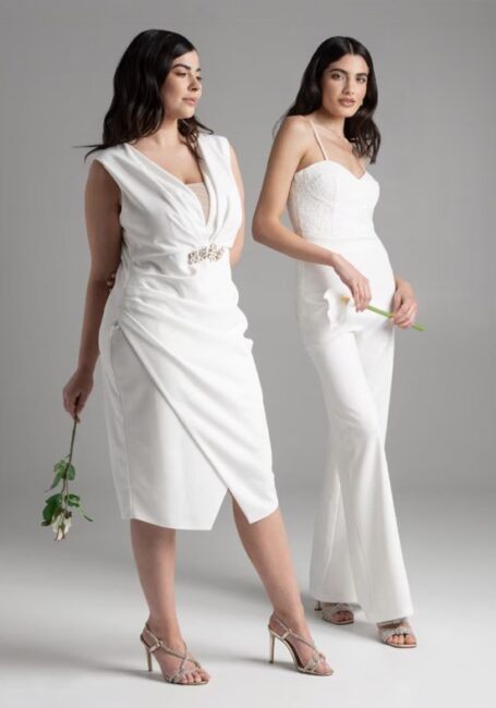 Tessuto Abbigliamento Cotone Gabardine Ricamo Fiore Nero Fondo Bianco