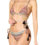 Bikini con reggiseno a triangolo e nappine Goldenpoint catalogo mare estate 2023