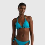 Bikini con top a triangolo Benetton estate 2023