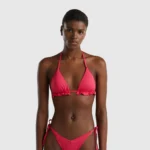 Costume da bagno Benetton con reggiseno a triangolo 2023