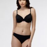 Costume da bagno in sangallo nero Lovable 2023