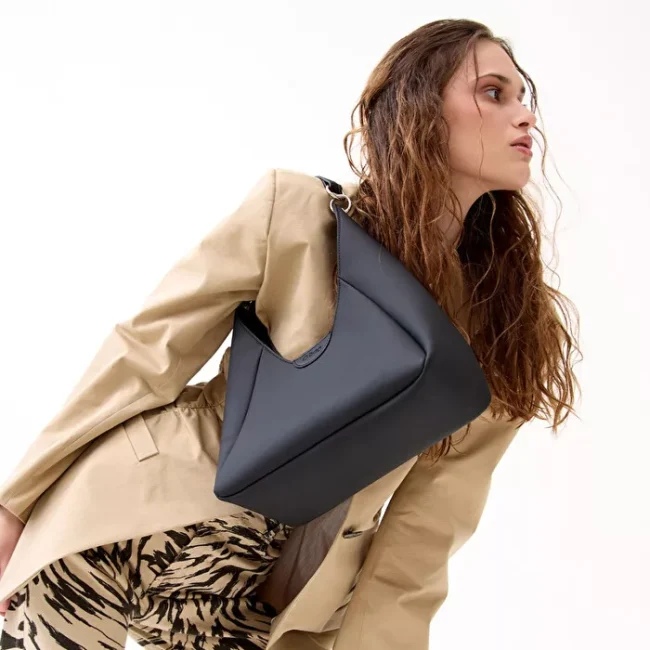 Borsa O Bag Ginevra nera autunno inverno 2023 2024 Borsa O Bag Ginevra nera autunno inverno 2023 2024