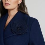 Cappotto con spilla Rinascimento