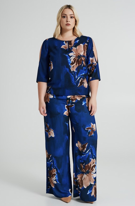 Completo blusa e pantaloni Rinascimento