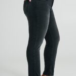 Jeans dritti elasticizzati curvy