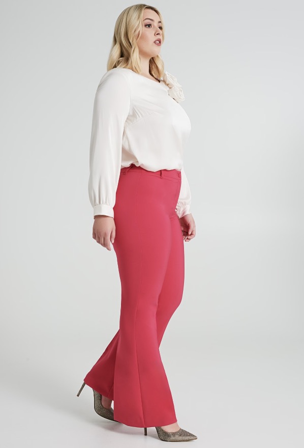 Pantaloni flared curvy