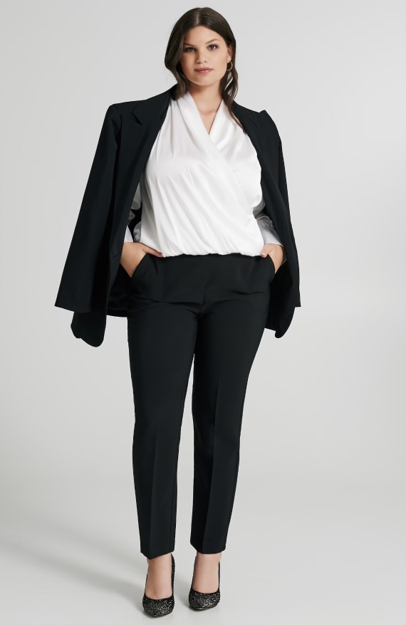 Pantaloni tailleur