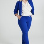 Tailleur linea curvy con giacca corta