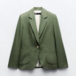 Blazer ZARA tailleur collezione primavera estate 2024