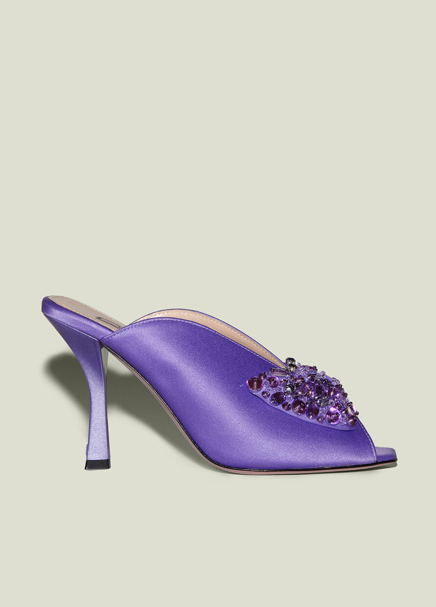 CUSHIONAIRE Sandalo Elegante con Plateau Cupido da Donna + Memory Foam e Ampie larghezze Disponibili, Crema 39 EU