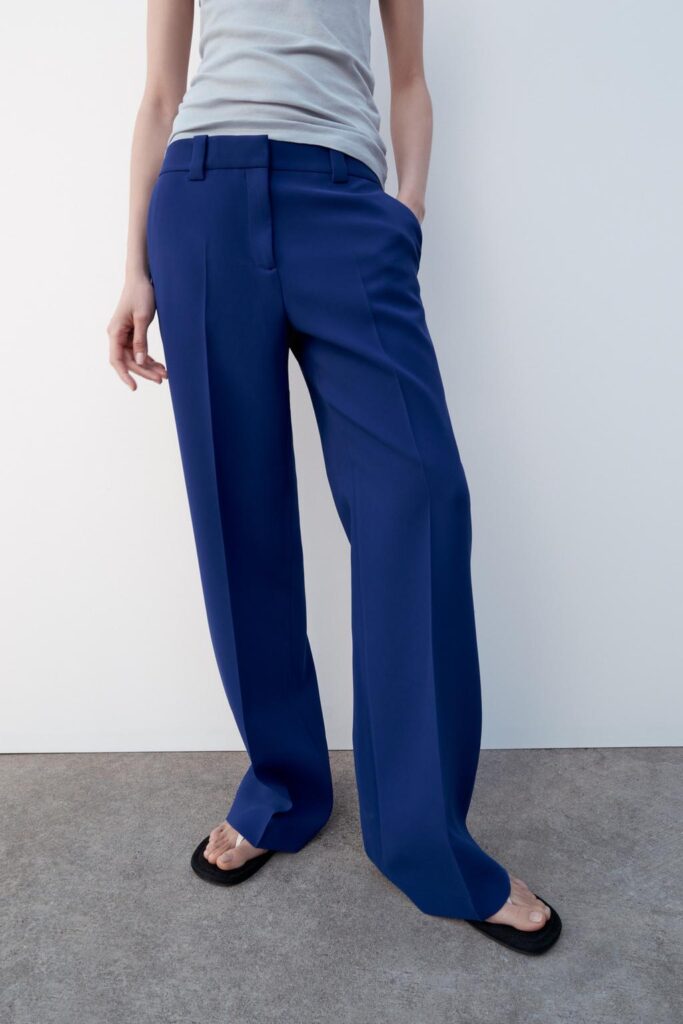 Pantaloni a campana ZARA 2024 Pantaloni a campana ZARA 2024