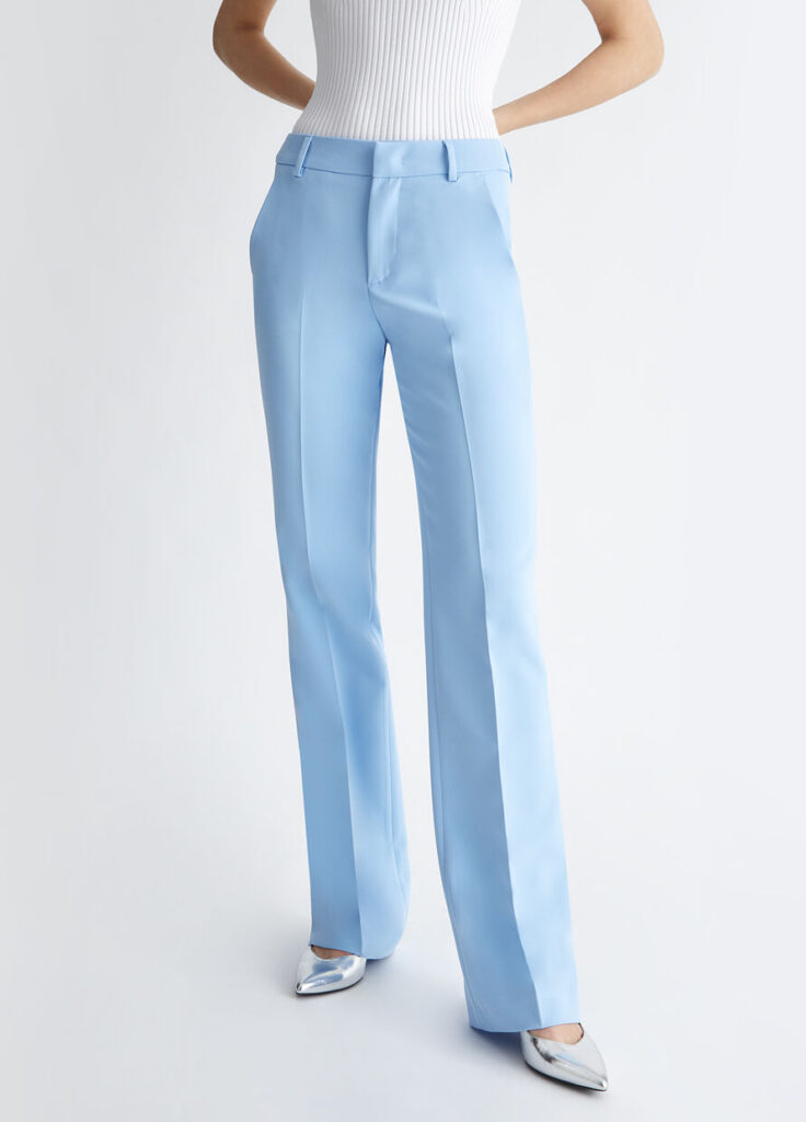 Pantaloni flare a vita alta Pantaloni flare a vita alta