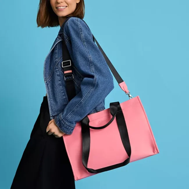 Nuova shopper O Bag in nylon Nuova shopper O Bag in nylon