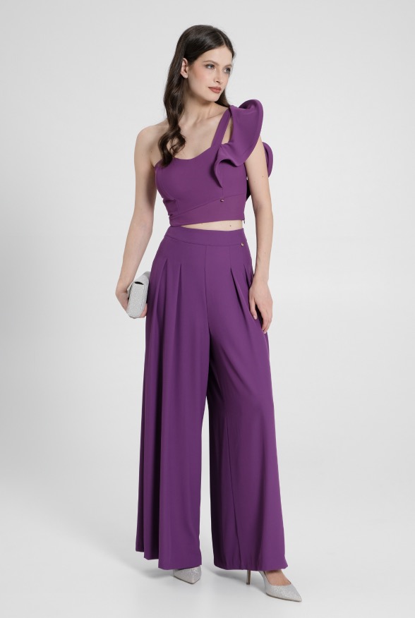 Completo elegante top e pantaloni palazzo Rinascimento autunno inverno 2024 2025 Completo elegante top e pantaloni palazzo Rinascimento autunno inverno 2024 2025