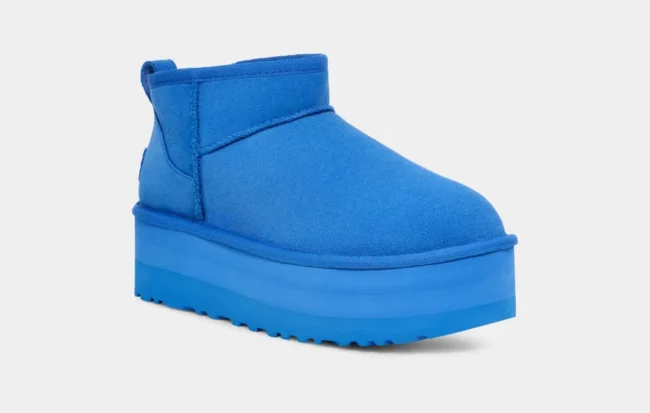 Nuovi Stivali Donna UGG collezione Inverno 2025 Nuovi Stivali Donna UGG collezione Inverno 2025