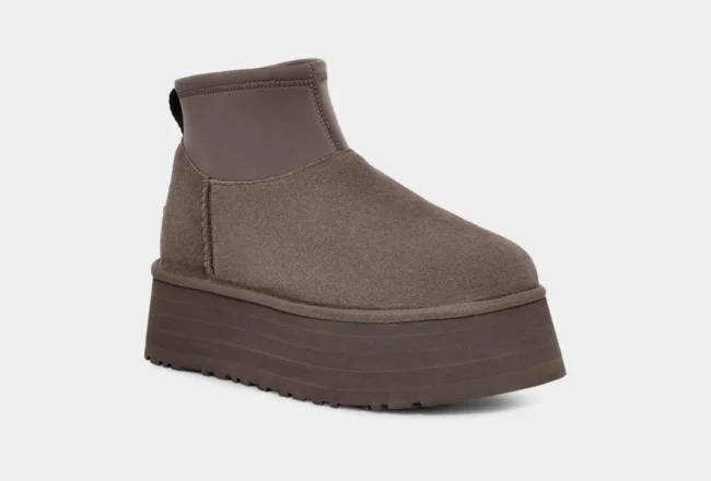 Nuovo stivaletto UGG Mini Dipper colore Thundercloud Inverno 2024 2025 Nuovo stivaletto UGG Mini Dipper colore Thundercloud Inverno 2024 2025
