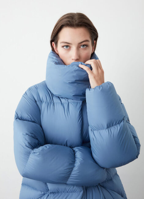 Piumino lungo oversize con maxi collo Colmar donna inverno 2025 Piumino lungo oversize con maxi collo Colmar donna inverno 2025