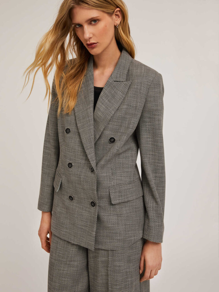Giacca Leggera S'questo Primavera/Estate 2025 | Cappuccio E Tasche, Cordini Regolabili, Look Casual E Femminile