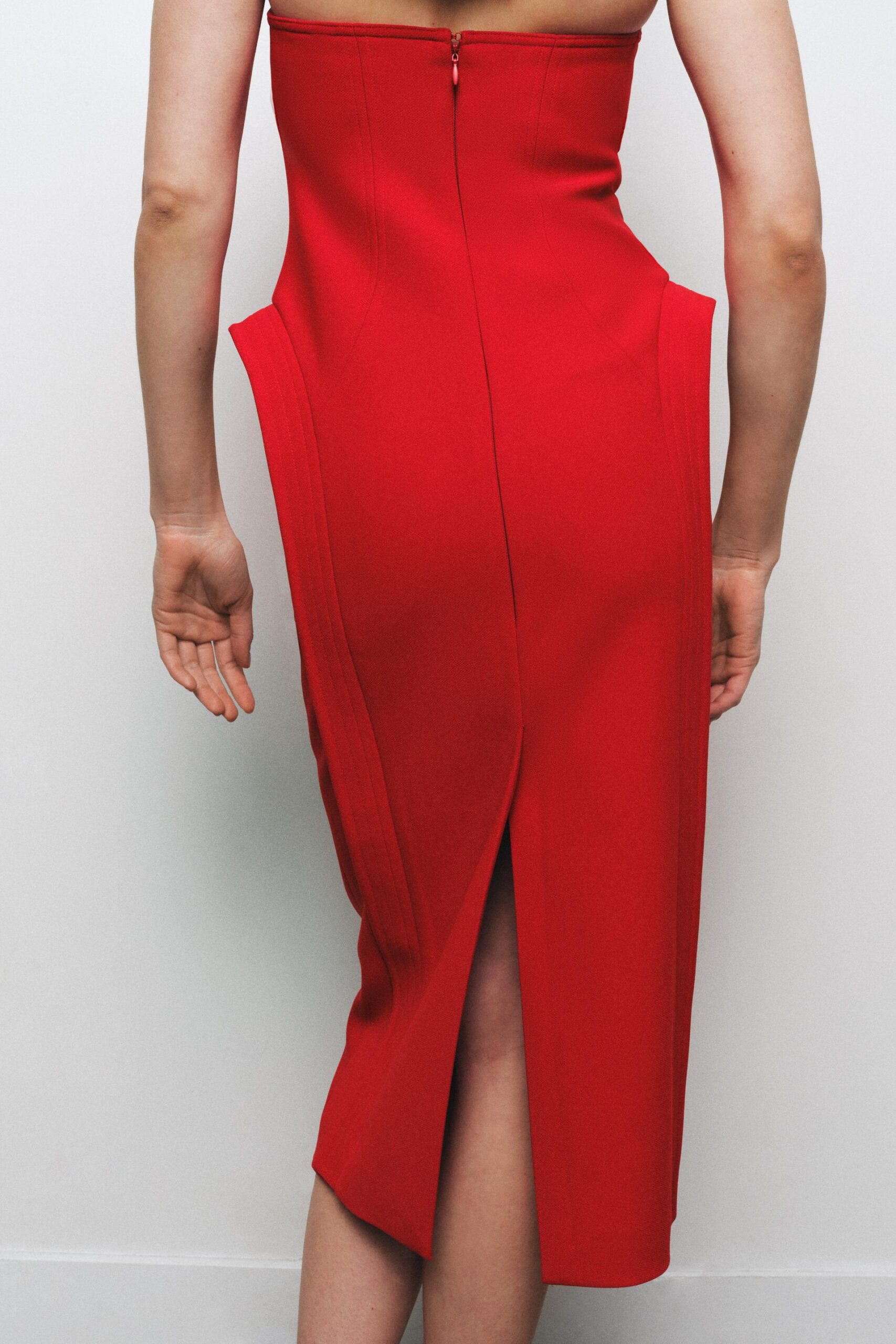 Abito rosso fuoco elegante