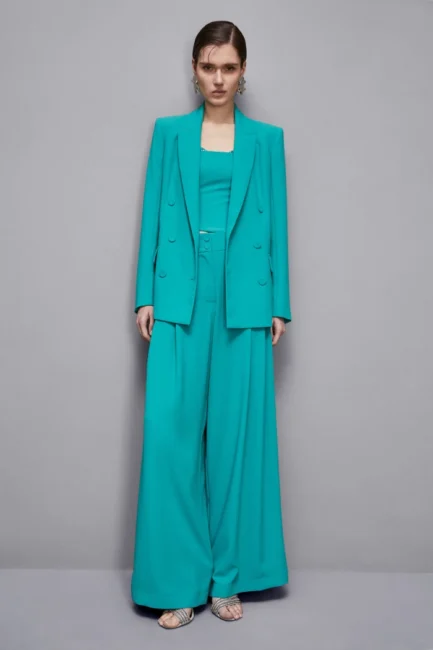 Completo Patrizia Pepe colore verde acqua con pantaloni palazzo Completo Patrizia Pepe colore verde acqua con pantaloni palazzo