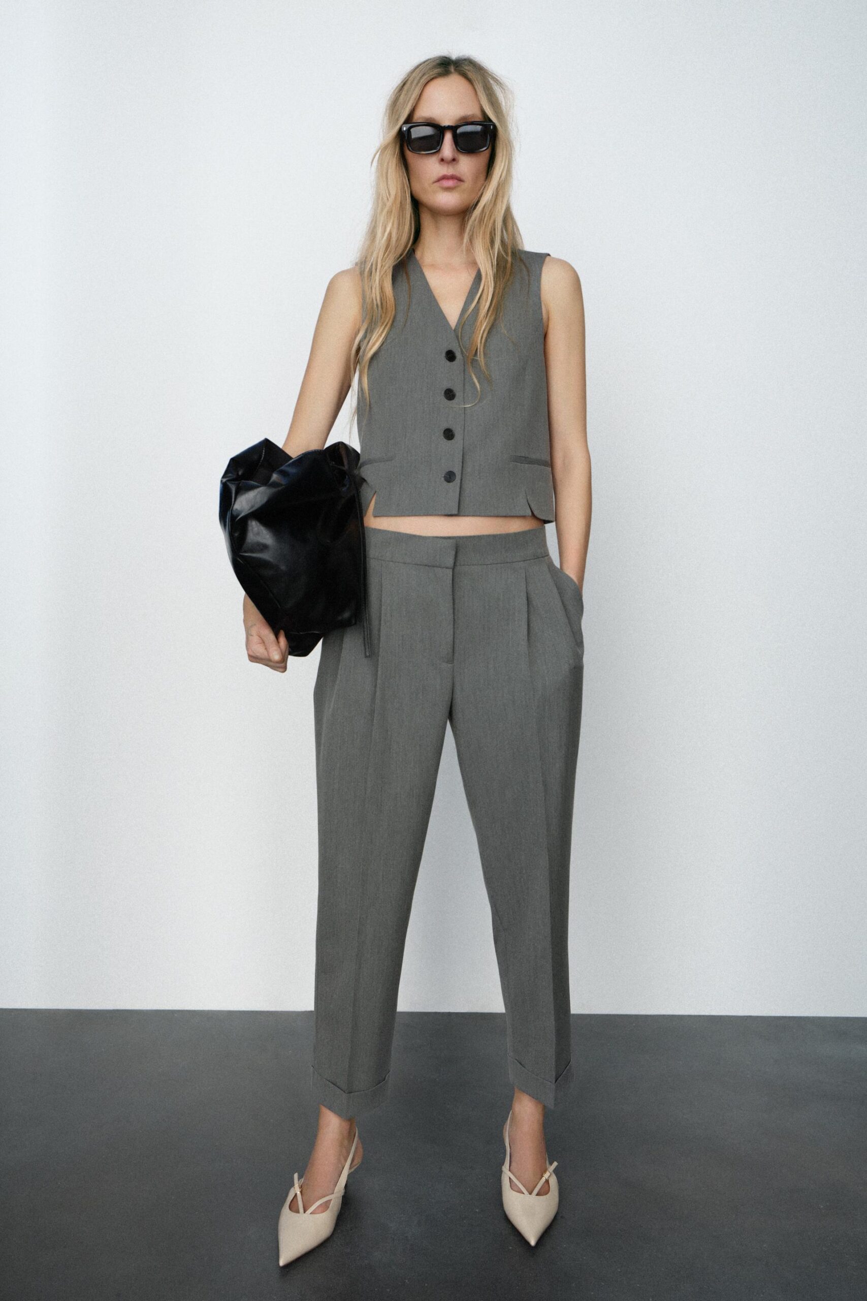 Completo donna elegante gilet e pantaloni ZARA