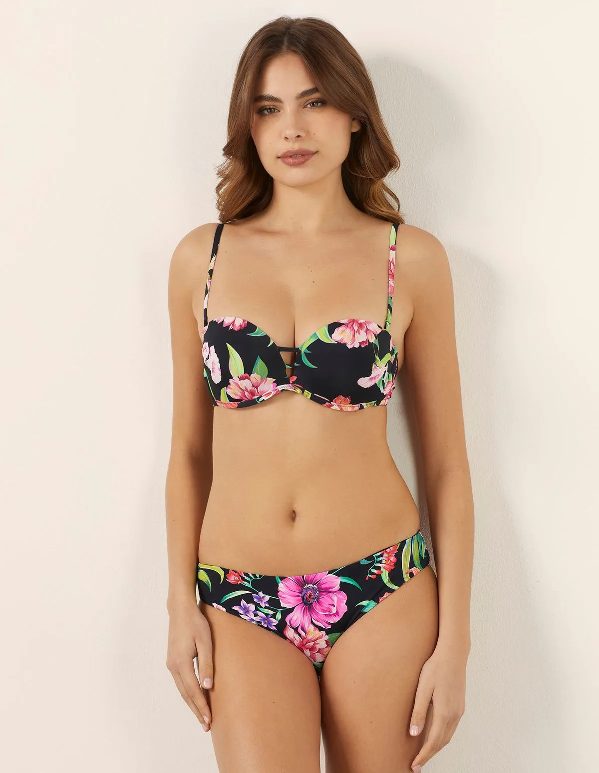Costume Yamamay con fascia push up estate 2025