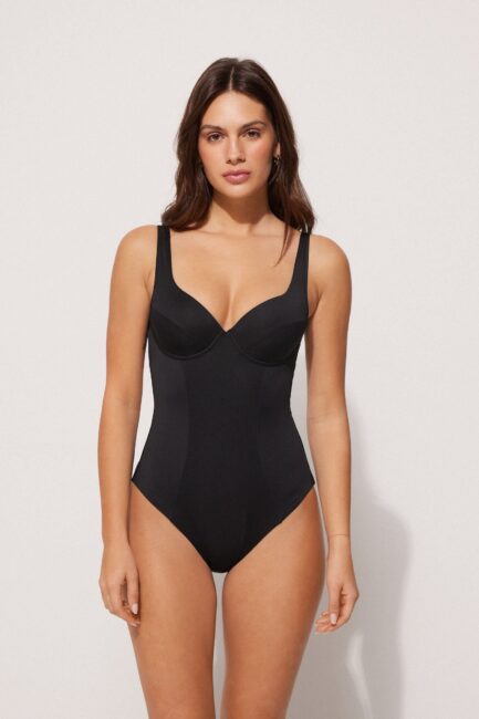 Costume intero nero modellante Tezenis 2025 Costume intero nero modellante Tezenis 2025