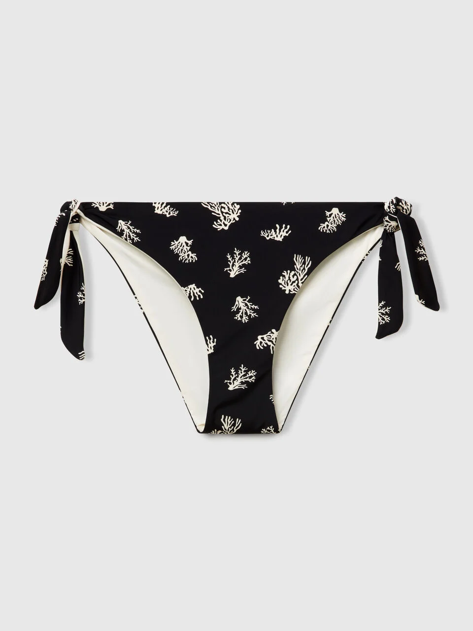Slip bikini Benetton 2025